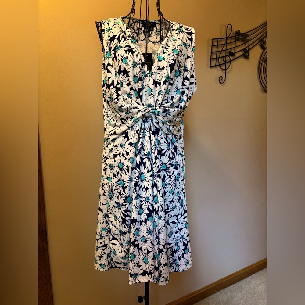 $13 MEMORIAL DAY BLOWOUT NWT Papillon Blue Daisy and White Sleeveless Sundress
